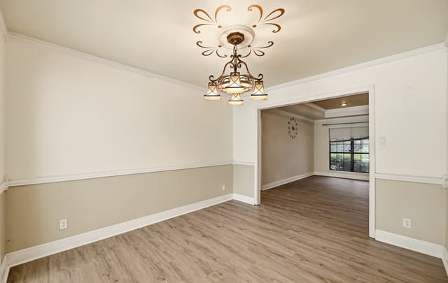 1320  Continental Dr, Pleasanton, TX 78064 — photo 4