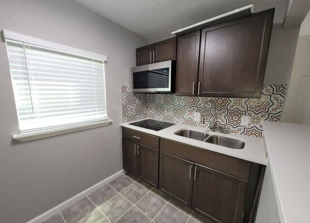 234  Senisa Dr Unit 3, San Antonio, TX 78228 — photo 9