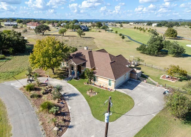 212  Antler Cir, Bandera, TX 78003 — photo 19