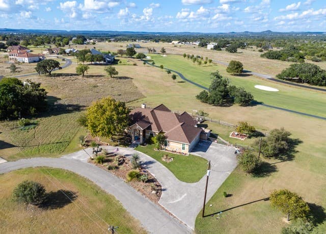 212  Antler Cir, Bandera, TX 78003 — photo 20