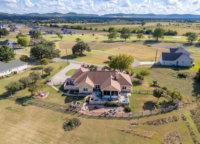 212  Antler Cir, Bandera, TX 78003 — photo 22
