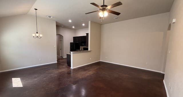 708  Saengerhalle Rd, New Braunfels, TX 78130 — photo 2