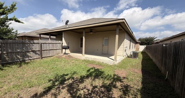 708  Saengerhalle Rd, New Braunfels, TX 78130 — photo 25