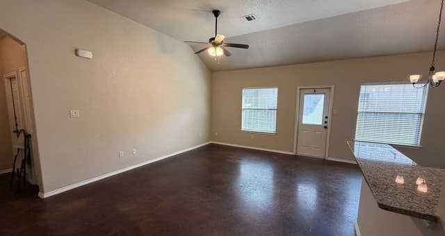 708  Saengerhalle Rd, New Braunfels, TX 78130 — photo 5