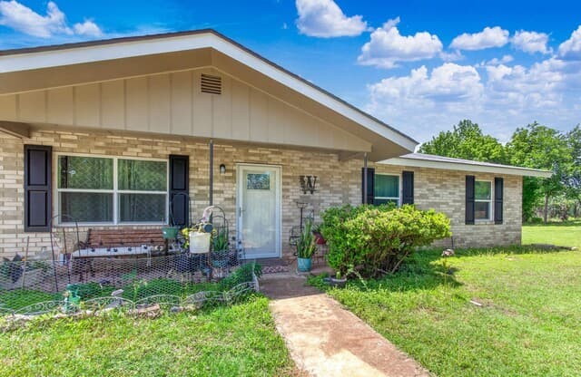 461  Shorty's Ln, Fredericksburg, TX 78624 — photo 3