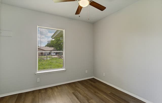 5535  Red Sky St, San Antonio, TX 78242 — photo 16