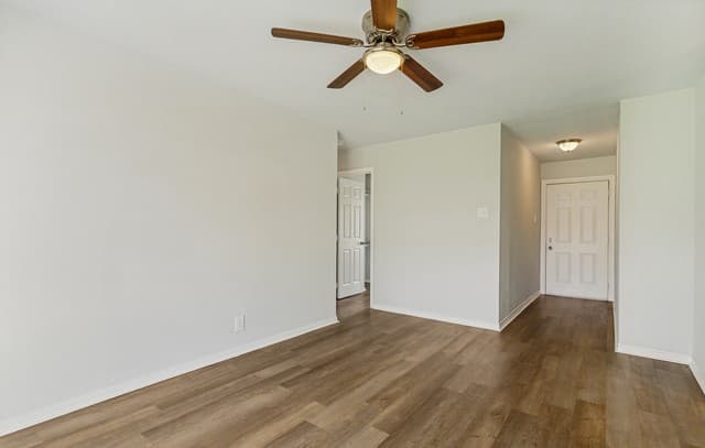 5535  Red Sky St, San Antonio, TX 78242 — photo 6