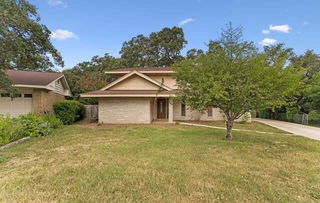 720  Indigo St, San Antonio, TX 78216 — photo 2