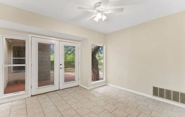 720  Indigo St, San Antonio, TX 78216 — photo 21