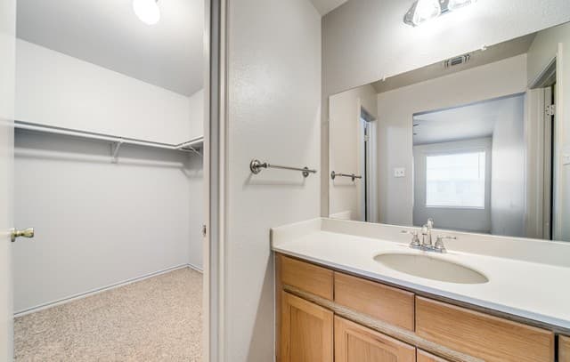 12216  Maverick Bluff St, San Antonio, TX 78247 — photo 18