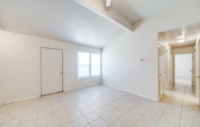 12216  Maverick Bluff St, San Antonio, TX 78247 — photo 4