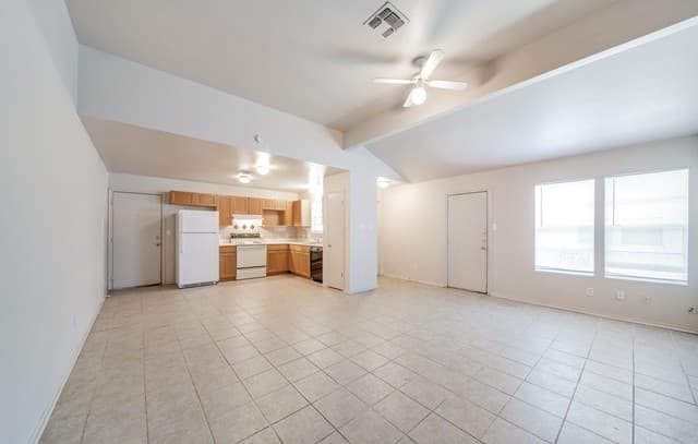 12216  Maverick Bluff St, San Antonio, TX 78247 — photo 9