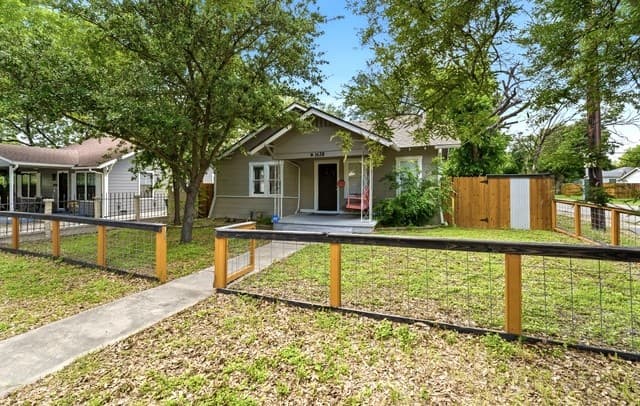 1638  Santa Monica St, San Antonio, TX 78201 — photo 2