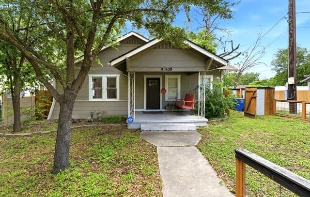 1638  Santa Monica St, San Antonio, TX 78201 — photo 6
