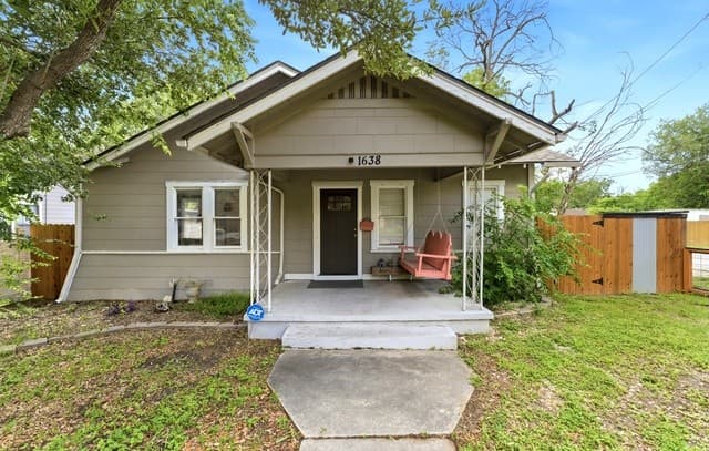 1638  Santa Monica St, San Antonio, TX 78201 — photo 8