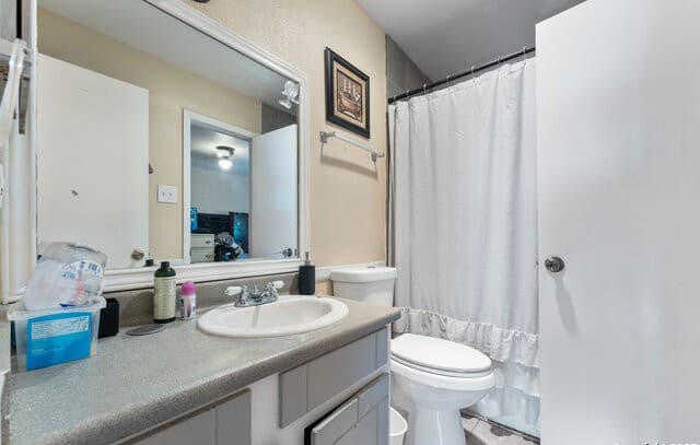 6611  Southpoint St Unit B124, San Antonio, TX 78229 — photo 10