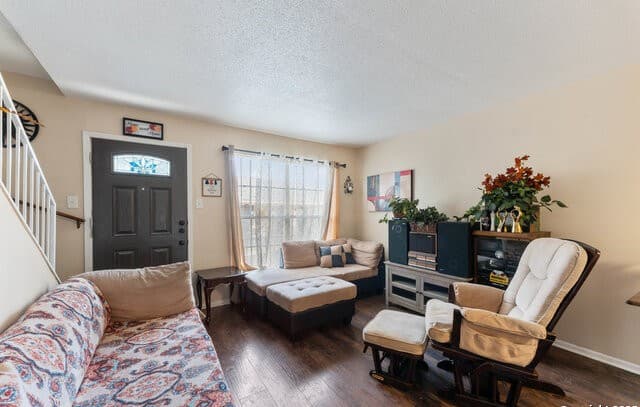 6611  Southpoint St Unit B124, San Antonio, TX 78229 — photo 2