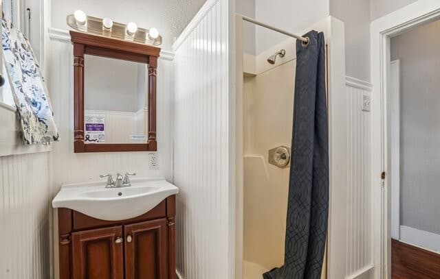 821 E Quincy St, San Antonio, TX 78215 — photo 16