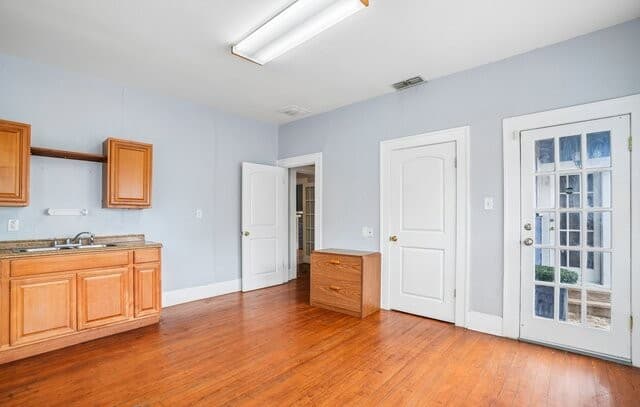 821 E Quincy St, San Antonio, TX 78215 — photo 9