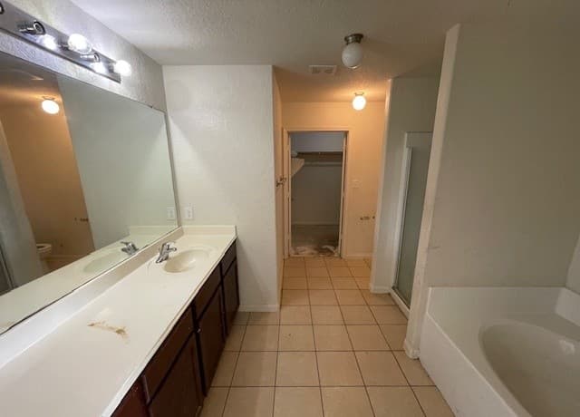6859 Luckey Path, San Antonio, TX 78252 — photo 13