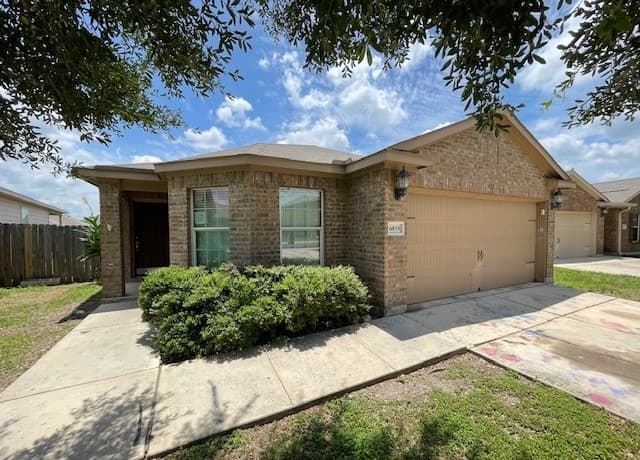 6859 Luckey Path, San Antonio, TX 78252 — photo 2