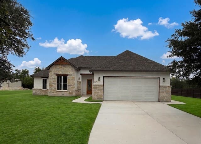 165 E Short Meadow Dr, Lytle, TX 78052