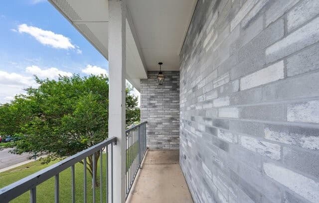 518  Dukeway Unit 3, Universal City, TX 78148 — photo 2
