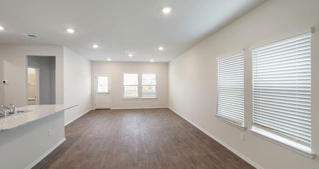 5335  Totem Bluff, San Antonio, TX 78238 — photo 3