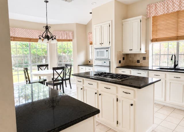 9407  Sageglen, San Antonio, TX 78254 — photo 8