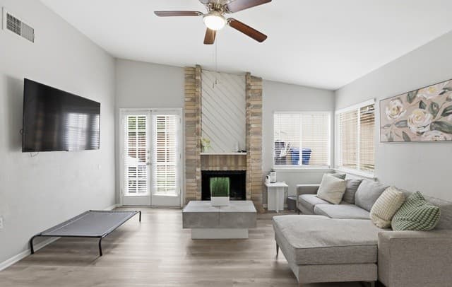 16622  Boulder Ridge