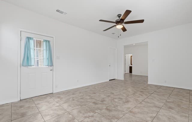 1030 W Winnipeg Ave, San Antonio, TX 78225 — photo 9