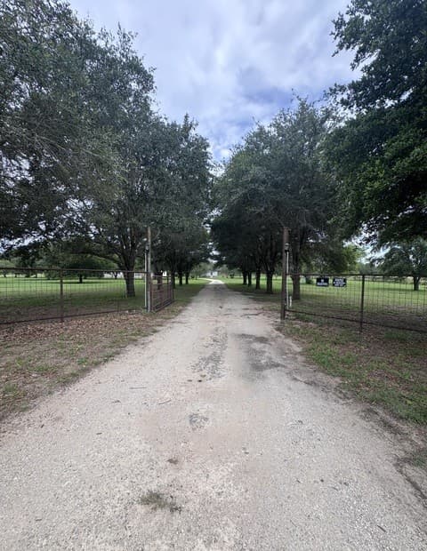 111 Santa Gertrudis, Sutherland Springs, TX 78161 — photo 8