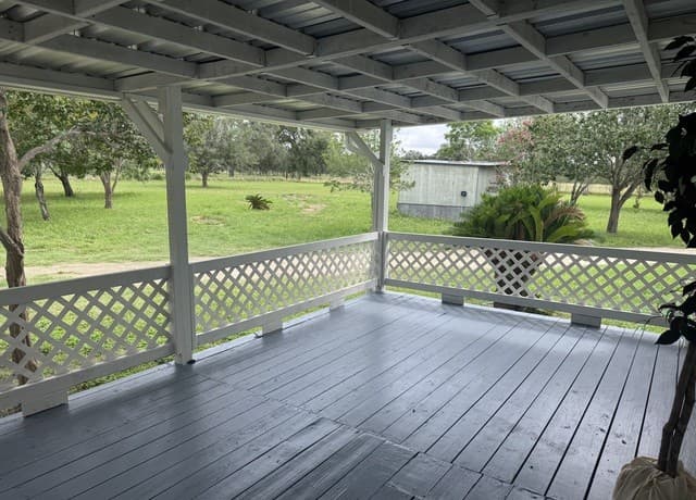 111 Santa Gertrudis, Sutherland Springs, TX 78161 — photo 9