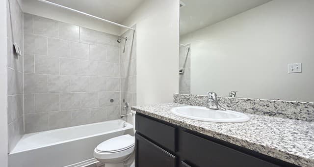 15115  Harbor Lndg, Von Ormy, TX 78073 — photo 18