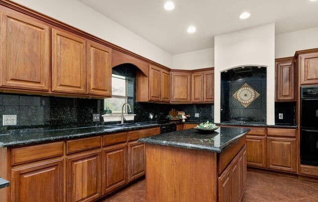 321  Lantana Rdg, Spring Branch, TX 78070 — photo 10