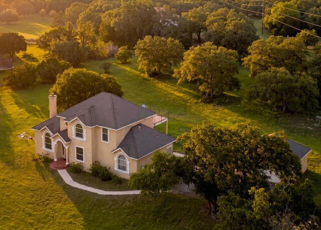 321  Lantana Rdg, Spring Branch, TX 78070 — photo 2