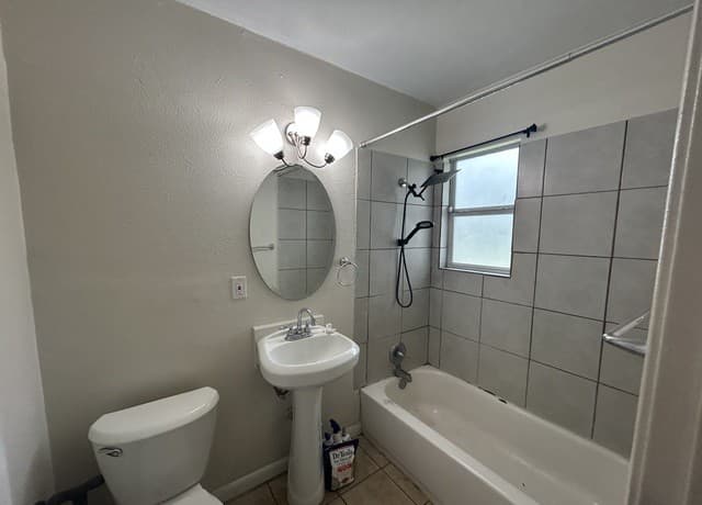 7134  Glendora Ave, San Antonio, TX 78218 — photo 8
