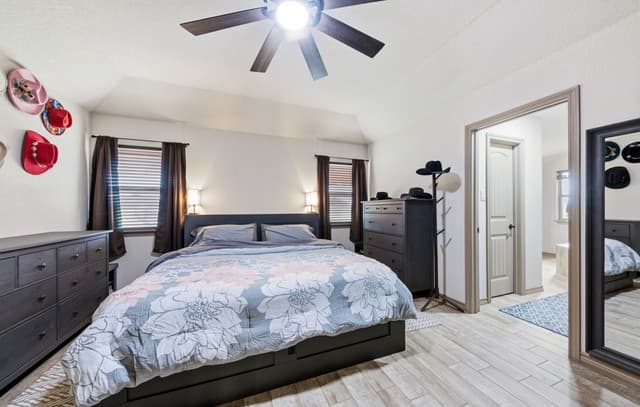317  Honeysuckle Ln, La Vernia, TX 78121 — photo 15