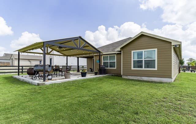 615  Cadena Loop, Kenedy, TX 78119 — photo 20