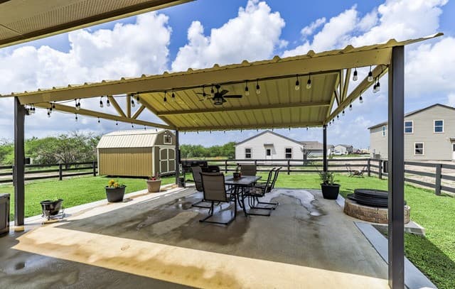 615  Cadena Loop, Kenedy, TX 78119 — photo 23