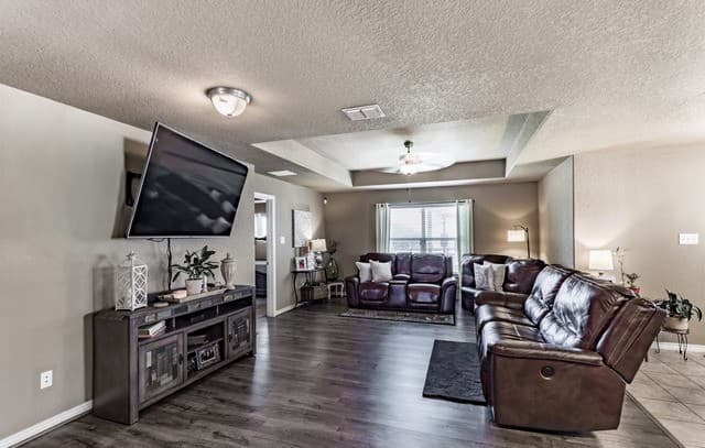 615  Cadena Loop, Kenedy, TX 78119 — photo 5