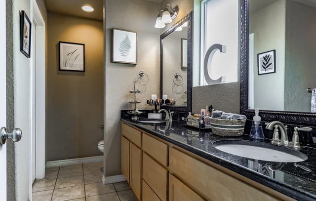 615  Cadena Loop, Kenedy, TX 78119 — photo 7