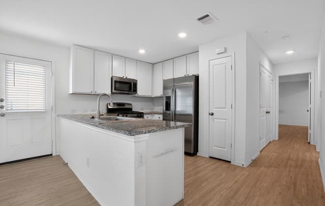 10230  Devon Wheel, San Antonio, TX 78254 — photo 13