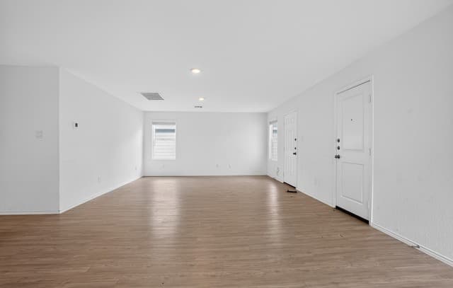 10230  Devon Wheel, San Antonio, TX 78254 — photo 21