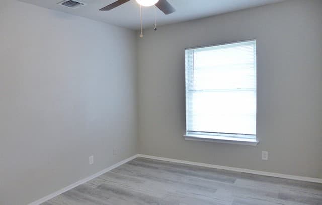 10318  Cone Hill Dr, San Antonio, TX 78245 — photo 12