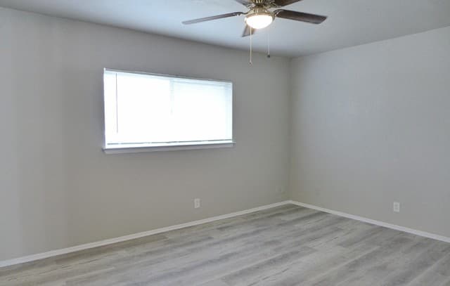 10318  Cone Hill Dr, San Antonio, TX 78245 — photo 6