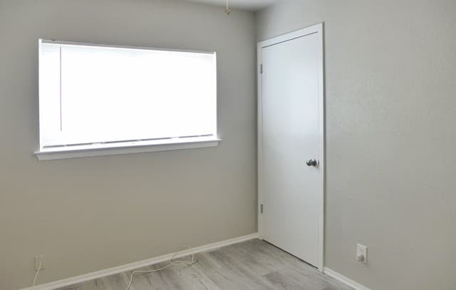 10318  Cone Hill Dr, San Antonio, TX 78245 — photo 9