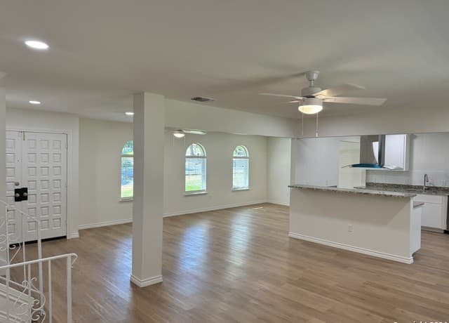 1703  Searcy Dr, San Antonio, TX 78232 — photo 10