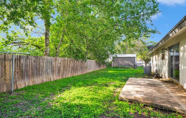 9514  Veronica, San Antonio, TX 78224 — photo 18