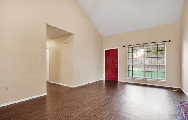 9514  Veronica, San Antonio, TX 78224 — photo 5